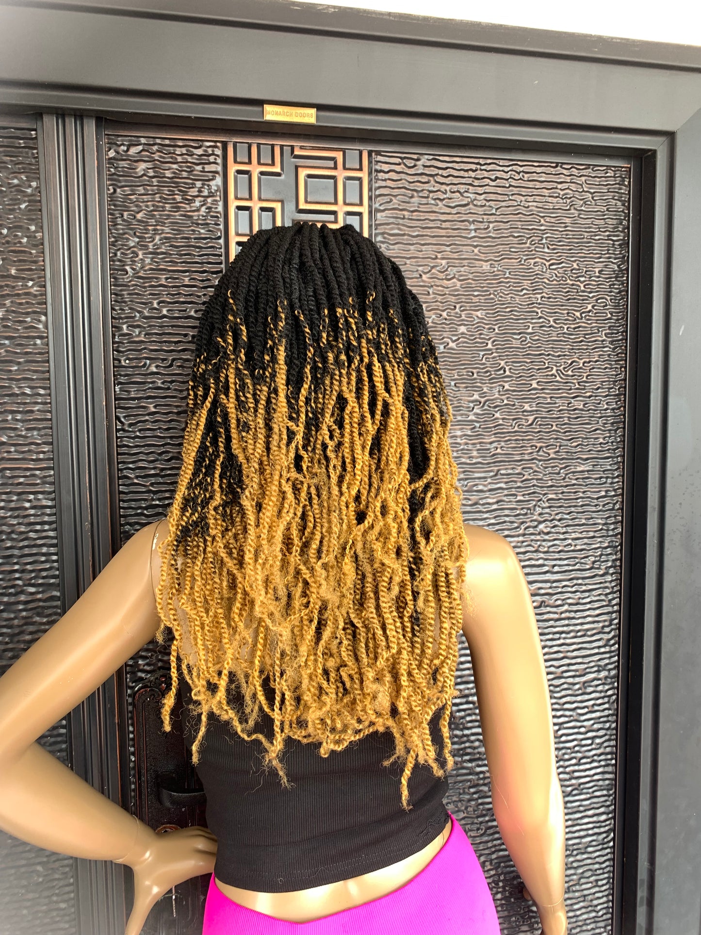 Peluca con banda Marley Twists, ombré Marley twists, peluca Adrianne